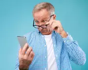 Parents Baffled by New Teen Text Abbreviations Like SYBAU and WYLL