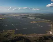 Queensland Renewable Energy 'Whiplash': Investment Plunges After Policy Shift