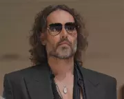 Russell Brand Admits 'Exploitative' Sex With 16-Year-Old at Age 30