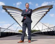 Scottish Labour Leader Defies Gravity in Election Campaign