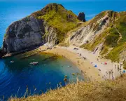 Share Your Favourite UK Holiday for a Chance to Win £200