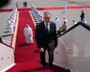 Starmer Avoids Confronting Trump Over UK Energy Bill Impact in Qatar Call