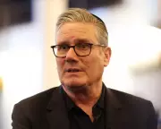 Starmer Vows to Lead Labour into Next Election After Mandelson Row