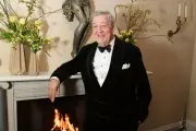 Stephen Fry Sues CogX Festival for £100k Over Stage Fall Injuries