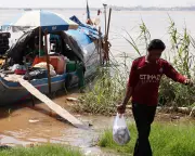 Super Typhoon Sinlaku Threatens Mariana Islands with Destructive Winds