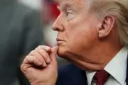 Trump Renews Iran Energy Threats, FTSE 100 Set to Fall as Strait of Hormuz Closes