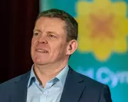 Welsh Language Learning Surges as Plaid Cymru Leads Polls Ahead of Senedd Elections