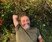 Zach Galifianakis' Gardening Show: A Charming, Beginner-Friendly TV Delight
