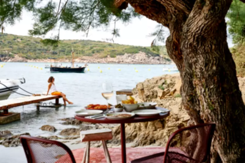 27 Best European Beach Bars: Seafood, Sunsets & Coastal Dining