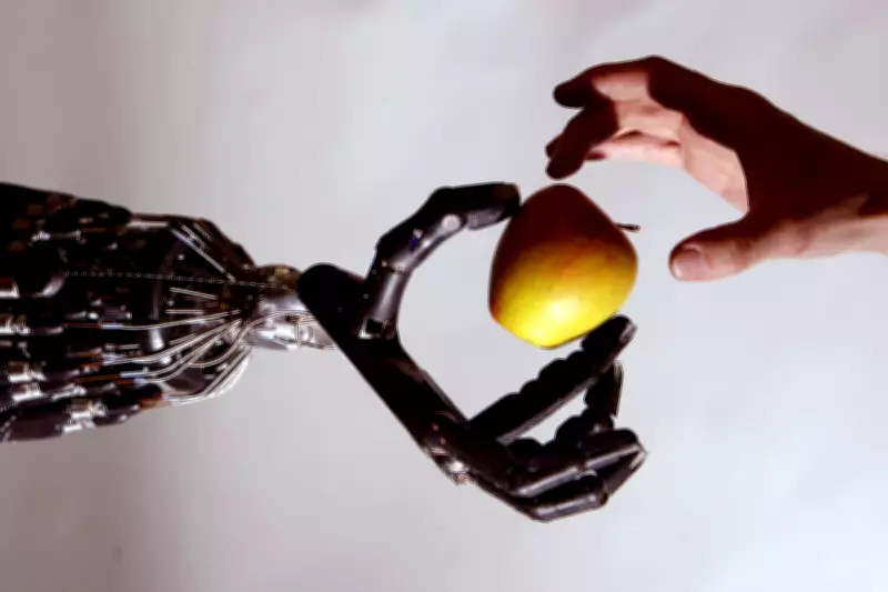 AI's Big Problem: It's Trained to 'Please You,' Warns Tech Chief