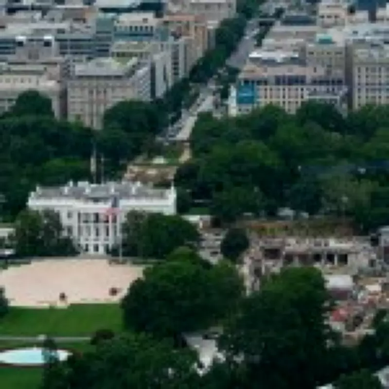 Americans Mourn White House After Trump 'Desecrates' Historic Building