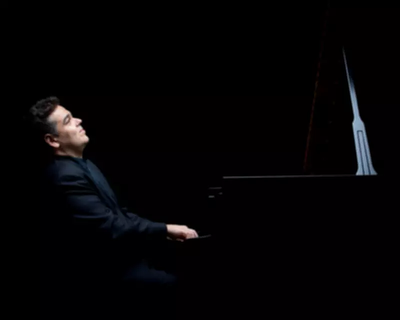 Arcadi Volodos Binds Schubert and Schumann with Warmth and Crystalline Technique