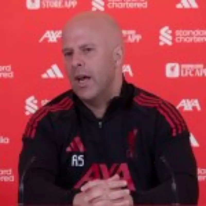 Arne Slot Backs Arsenal to Win Premier League Title Over Man City