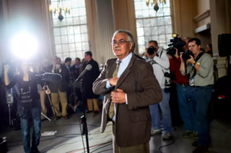 Barney Frank, Pioneering Gay Congressman and Financial Reformer, Dies at 86