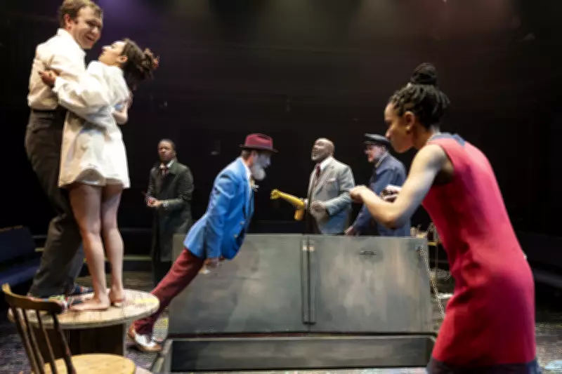 Black Comedy Review: A Virtuosic Farce That Still Shines in the Dark