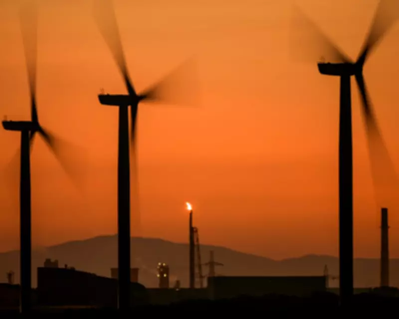 Britain’s Energy Crisis: Left and Right Delude Themselves on Scale
