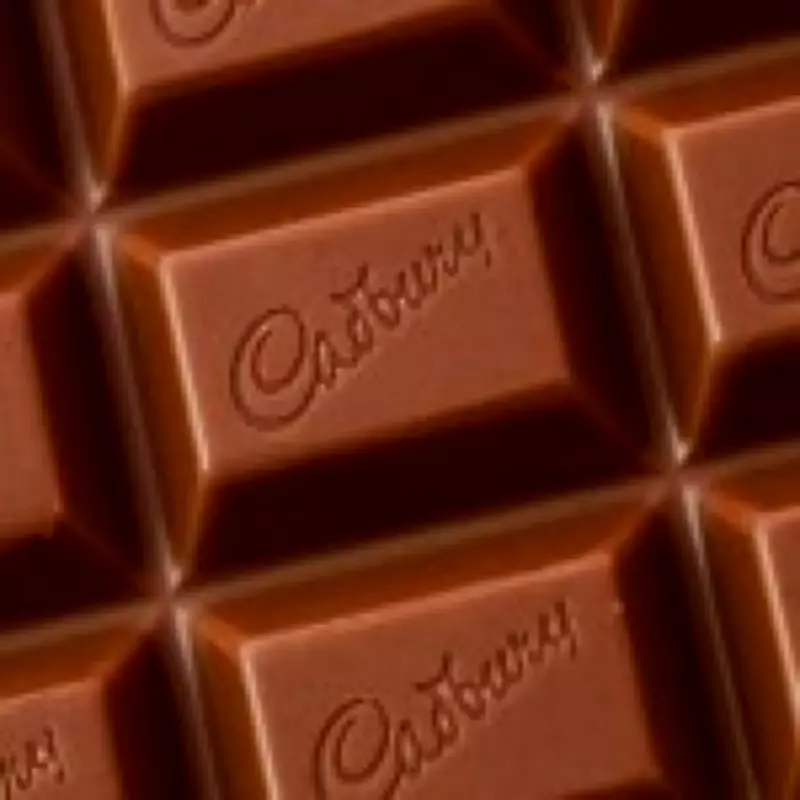 Cadbury Launches Strawberries & Creme Frappe Dairy Milk Bar in UK