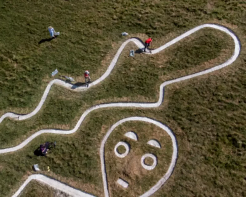 Climate Crisis Threatens Cerne Giant: Rechalking Gets Tougher