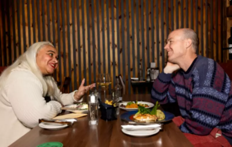 Dining Across the Divide: Union Jack Debate Over Dinner