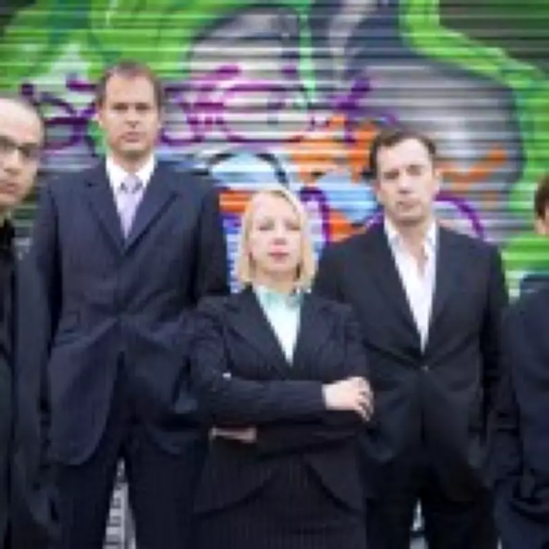 Dragon's Den Star Accuses Peter Jones of Going AWOL During Key Deal