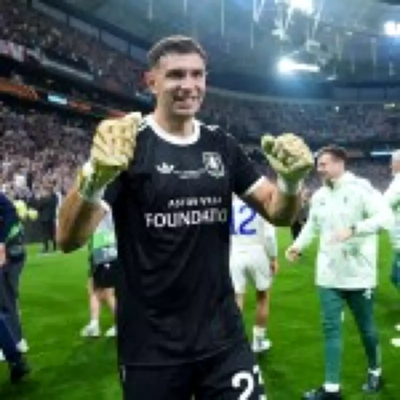 Emi Martinez Broke Finger in Warm-Up Before Europa League Final Win