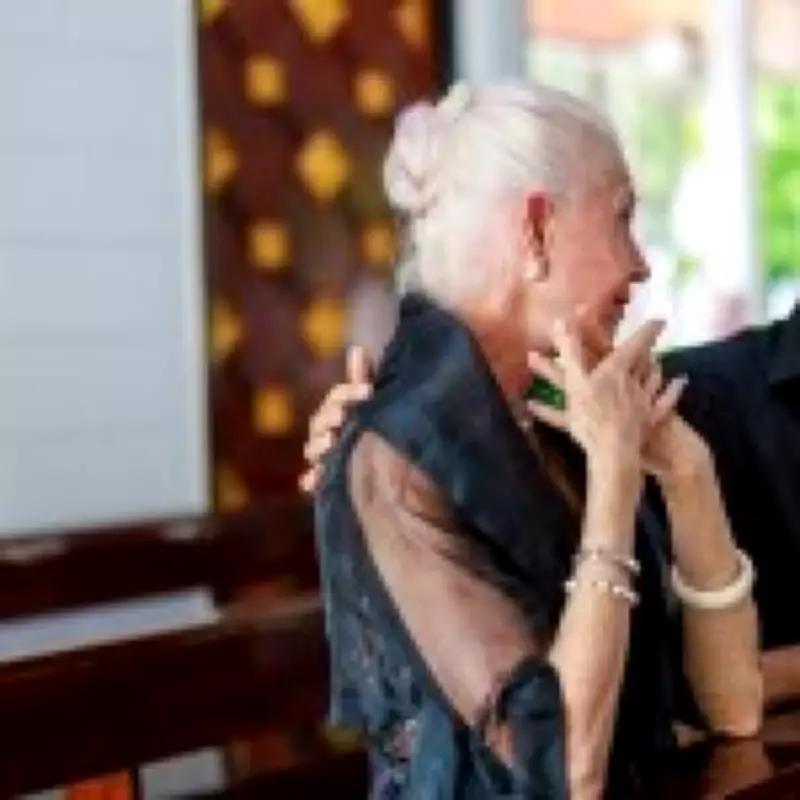 Etiquette Expert Reveals Worst Phrase to Say at a Funeral