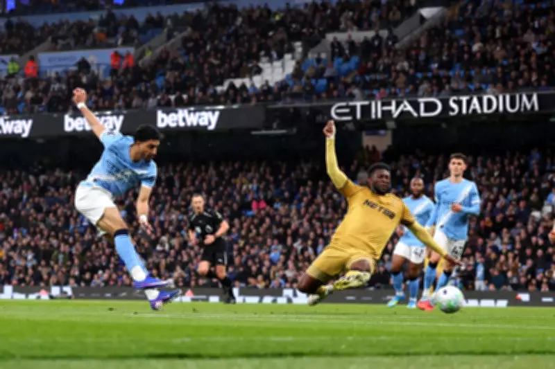 Foden Inspires Man City to Victory Over Crystal Palace, Closing Gap on Arsenal