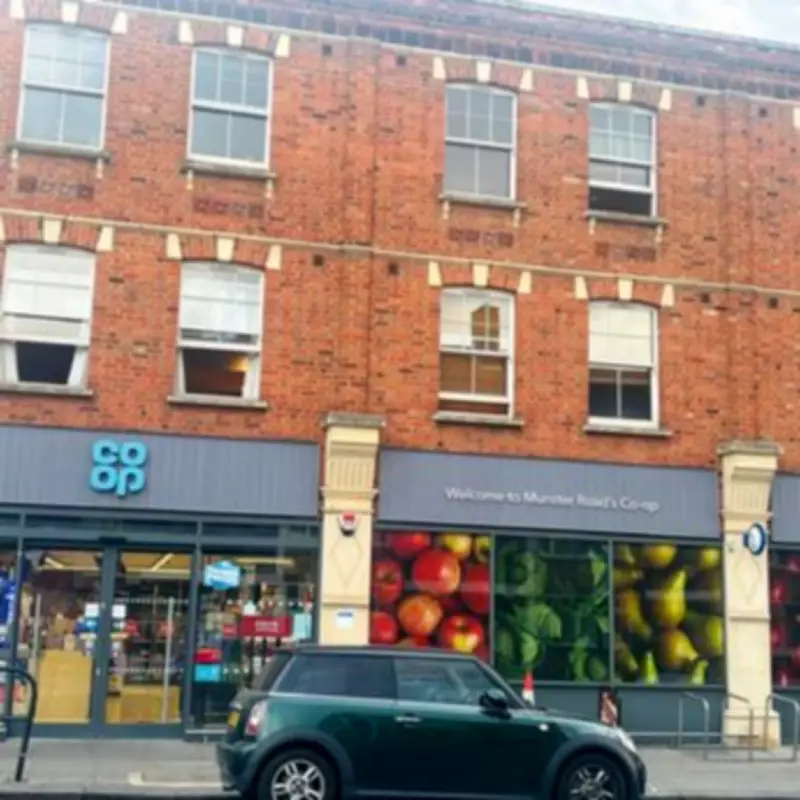 Fulham Residents Relieved as Co-op Withdraws 24-Hour Delivery Plans