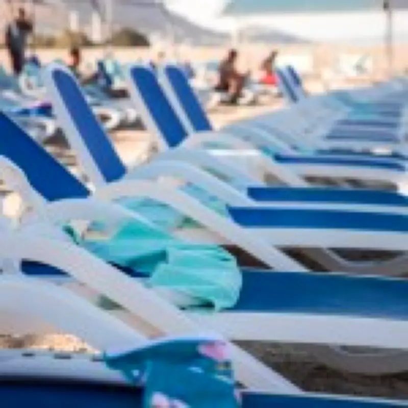 German Tourist Sues Tour Operator Over Failed Sunbed Reservation