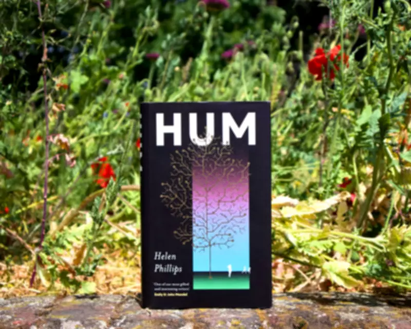 Helen Phillips Wins Climate Fiction Prize for 'Hum'