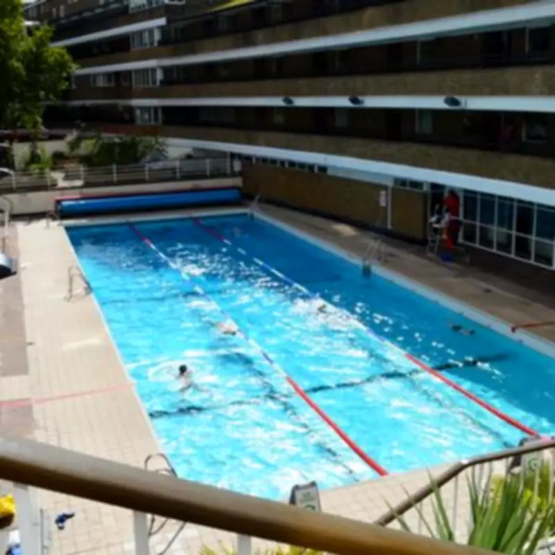 Hidden Central London Lido Tucked Away Behind Shops Feels Like a Secret