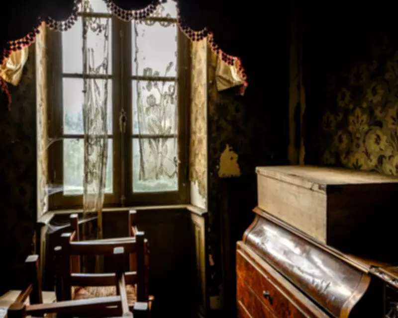 Hunger and Thirst Review: Gothic Horror Meets Social Realism