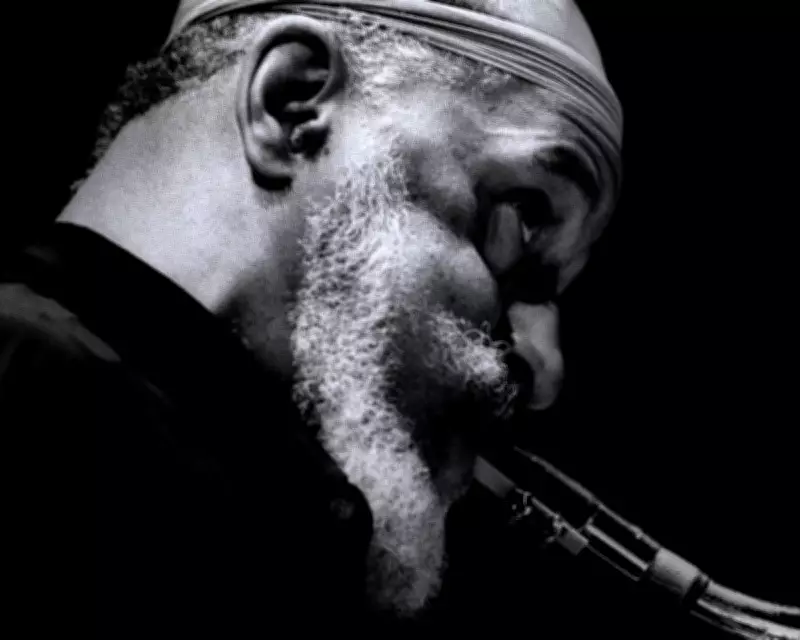 Jazz Saxophone Legend Sonny Rollins Dies at 95, Leaving a Legacy of Genius