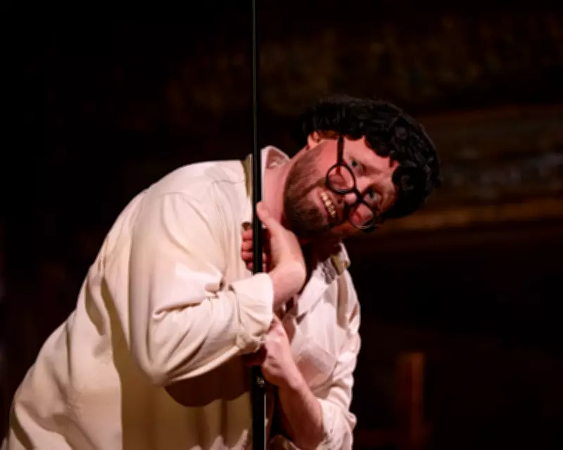 John Kearns: Tilting at Windmills review – a brilliant riff on TS Eliot and breakup