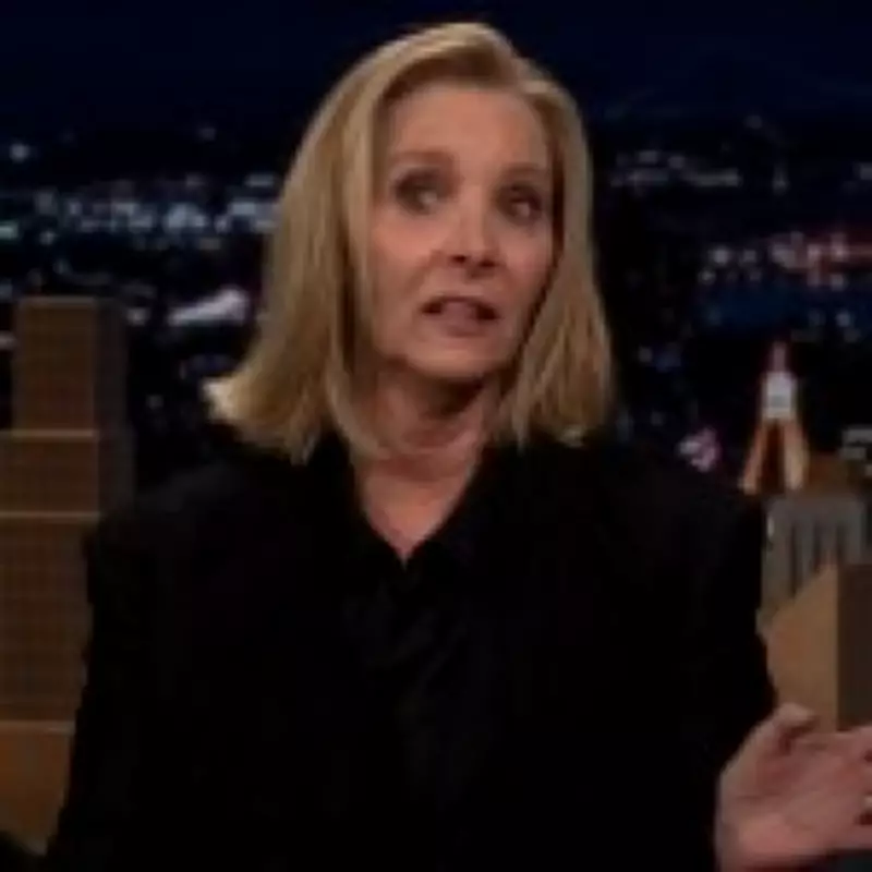 Lisa Kudrow Settles 29-Year Friends Debate: Ross Was a Bad Boyfriend