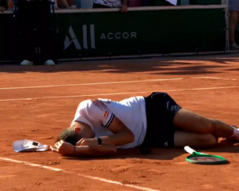 Mensik Calls French Open Heat 'Insane' After Collapsing in Five-Set Win