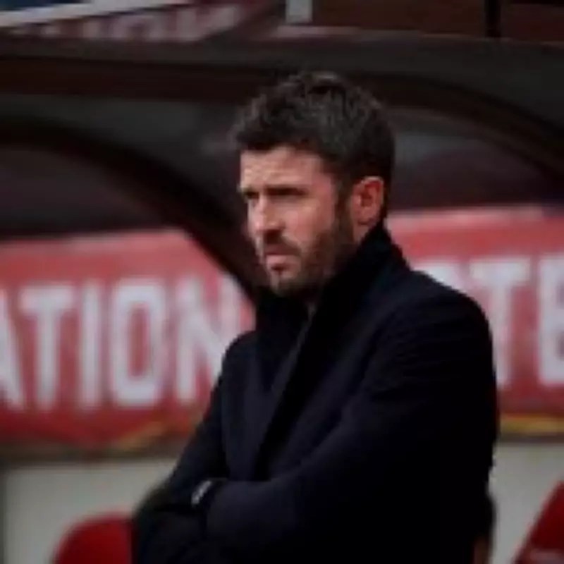 Michael Carrick Urged to Sell Joshua Zirkzee After Poor Display vs Sunderland