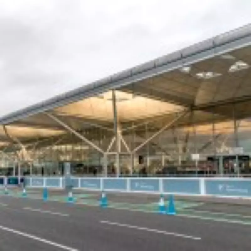 New Coach Service to London Stansted from £8.99 Launches in North London
