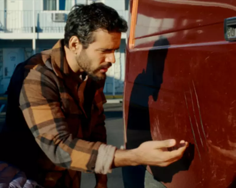 Passenger Review: Generic Jumpscare Horror Offers Bumpy Journey to Nowhere
