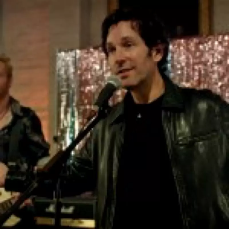 Paul Rudd Shines in Power Ballad, a Musical Drama About Wedding Bands