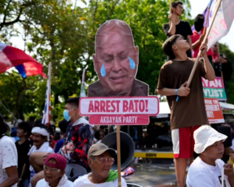 Philippine Senator Dela Rosa Evades Arrest in Chaotic Senate Standoff