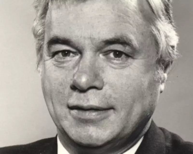 Robert Smith, Pioneering Educator and Author, Dies at 78