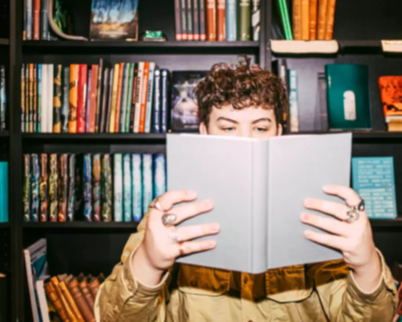 Science fiction looks better in paperback: letters on hardbacks