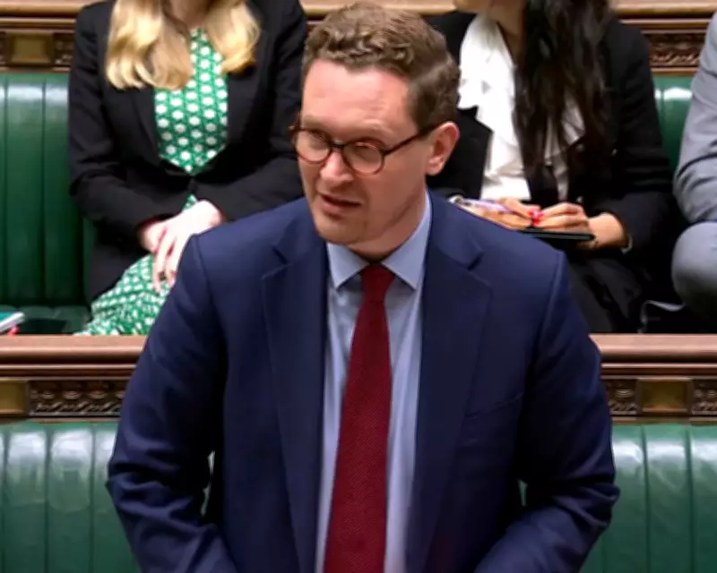Senior Civil Servants to Get Bonuses for First Time in UK