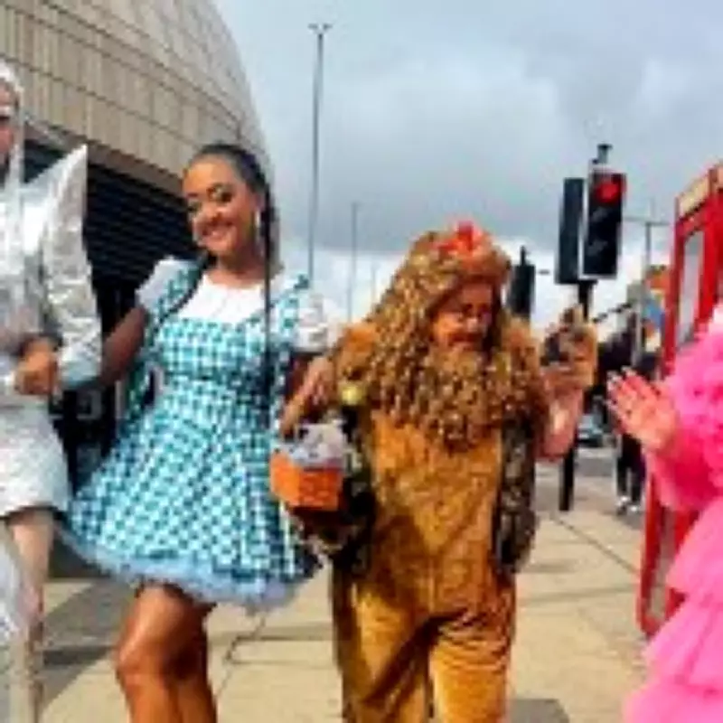 Smoggie Queens: How a Queer Comedy Won Over Straight Burly Men