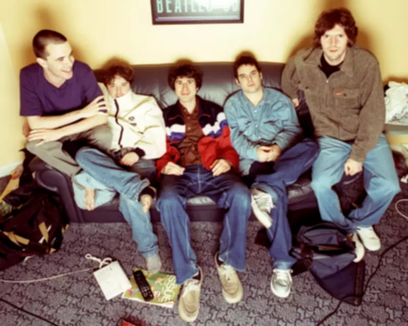 Super Furry Animals Reflect on Making 'The Man Don't Give a F**k'
