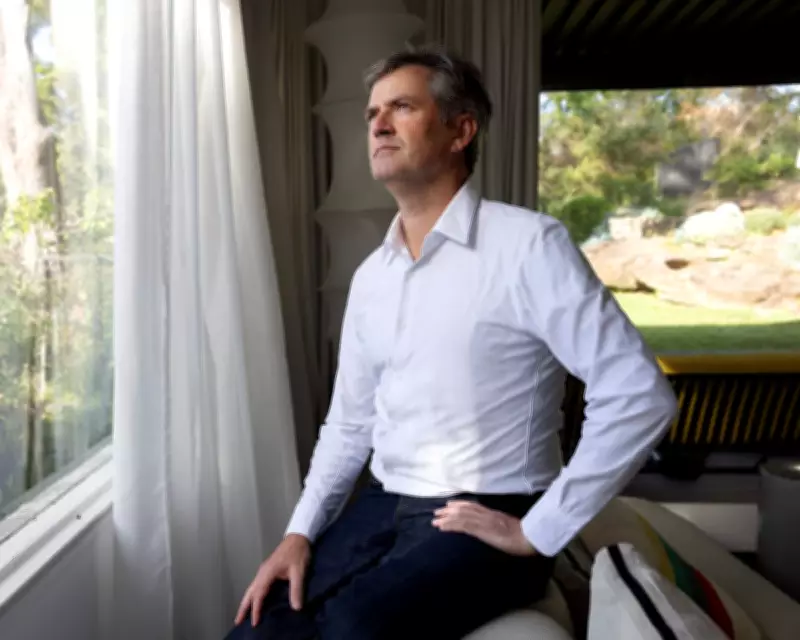 Sydney 'White Shirt Guy' to Sue Police Over Alleged Assault at Herzog Protest