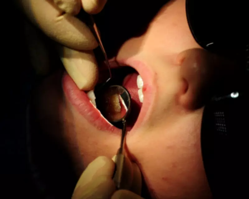 Thousands of Sydney dentist patients urged to get HIV, hepatitis tests