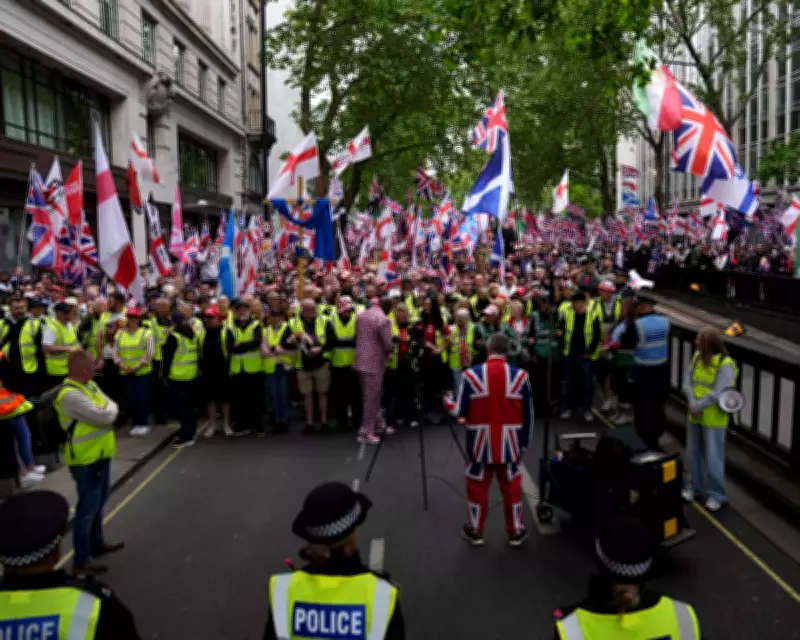 Tommy Robinson Tells London Rally to Prepare for 'Battle of Britain'