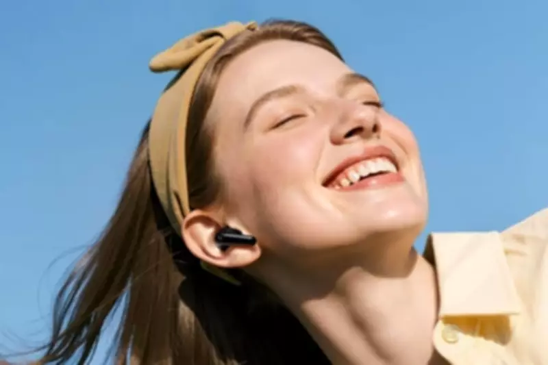 Top Noise-Cancelling Earbuds Under £100: Huawei, Soundcore, Daewoo